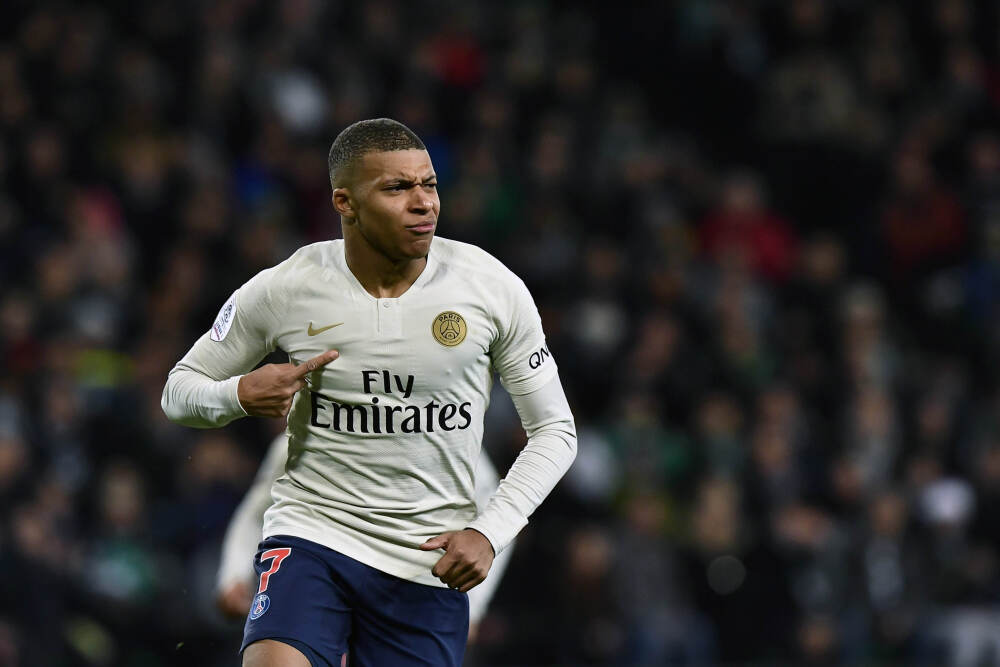 物理AI解答“把大象放进冰箱需要几步？”